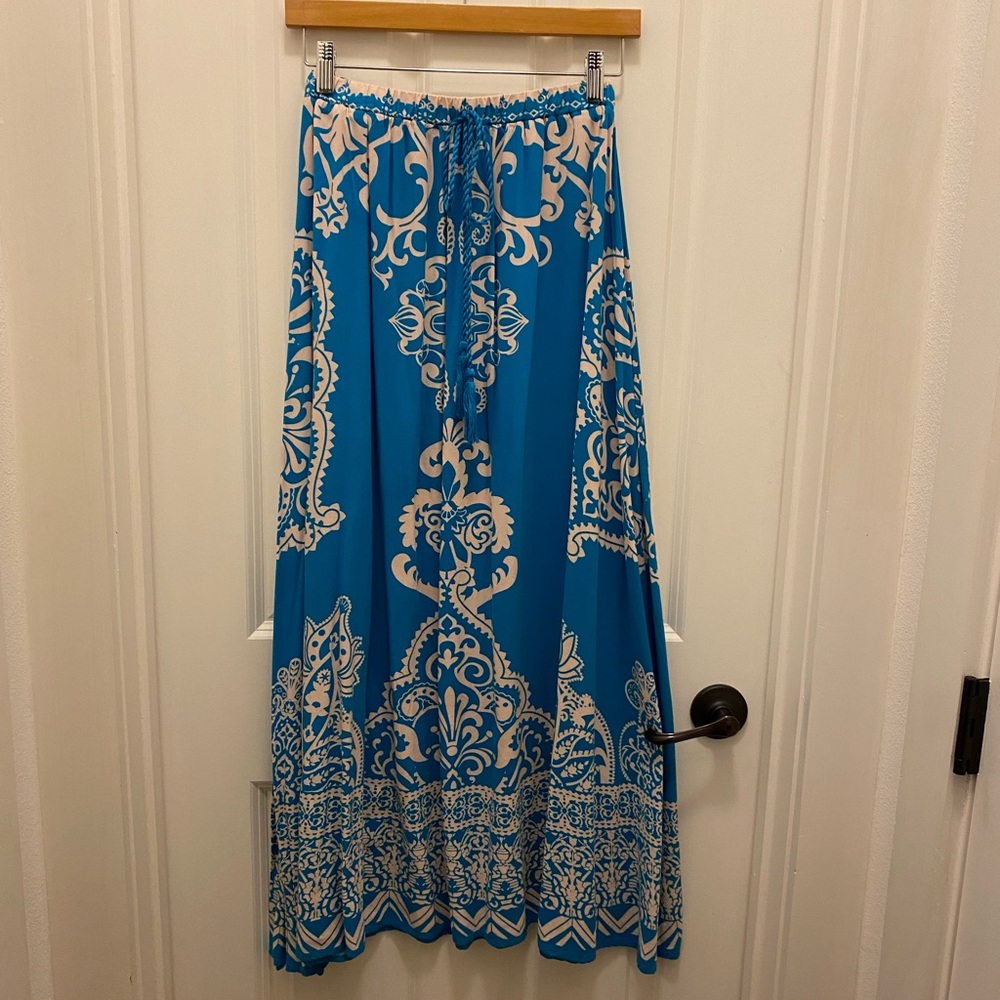 Maxi skirt